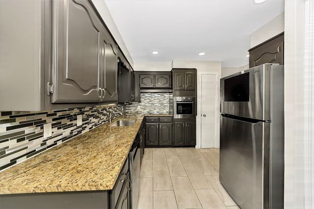 6501 Callahan Court, Fort Worth, TX 76112