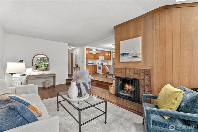 4005 145th Avenue NE, Bellevue, WA 98007
