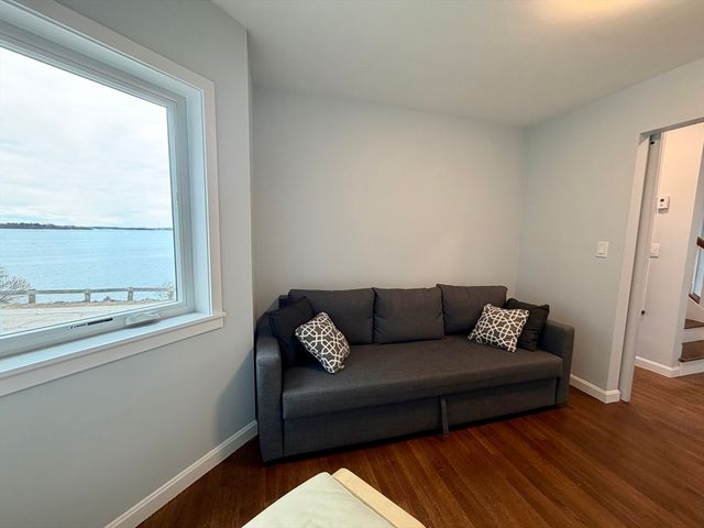 6 Marina Dr 6, Hull, MA 02045