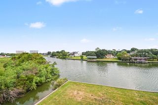 18511 Egret Bay Boulevard 102, Webster, TX 77058