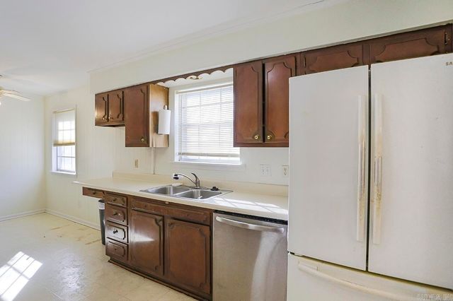 1 Ohio Cove, Little Rock, AR 72227