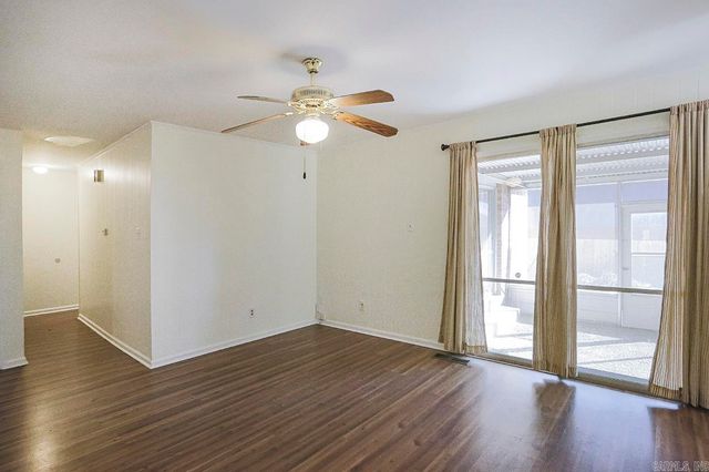 1 Ohio Cove, Little Rock, AR 72227