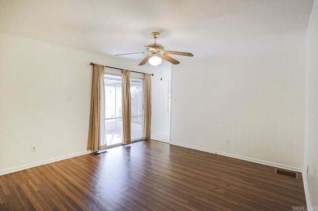 1 Ohio Cove, Little Rock, AR 72227