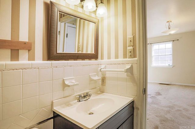 1 Ohio Cove, Little Rock, AR 72227