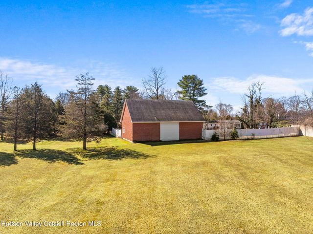 26 Hamburg Road, Catskill, NY 12414