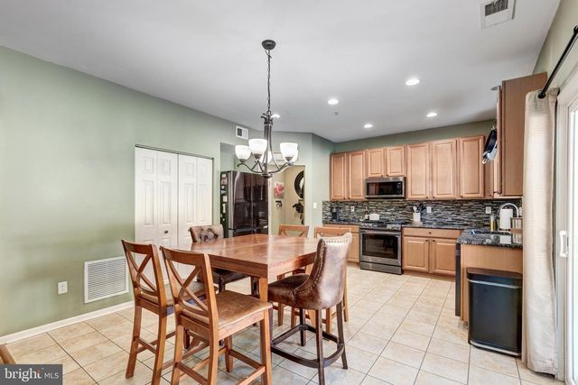 2683 IDEAL CT, Manchester, MD 21102
