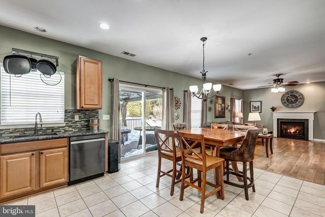 2683 IDEAL CT, Manchester, MD 21102