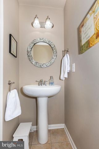 2683 IDEAL CT, Manchester, MD 21102