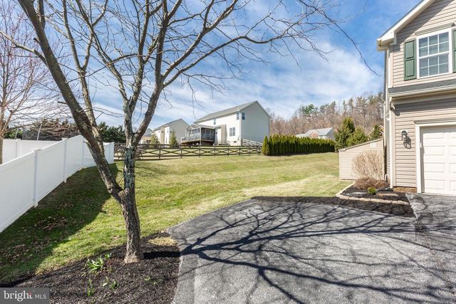 2683 IDEAL CT, Manchester, MD 21102