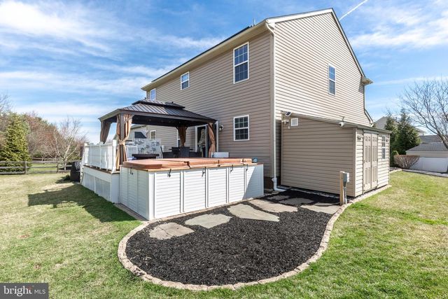 2683 IDEAL CT, Manchester, MD 21102