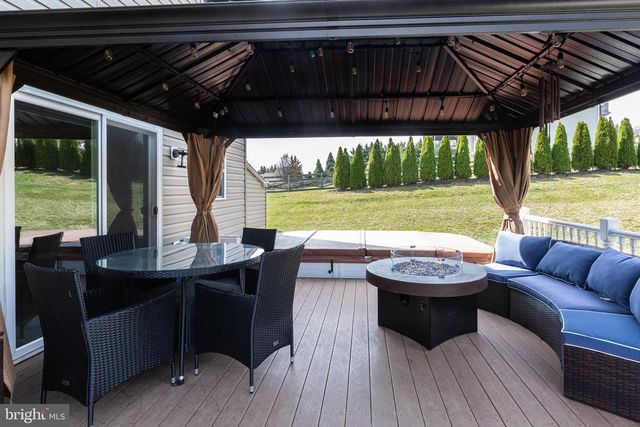 2683 IDEAL CT, Manchester, MD 21102