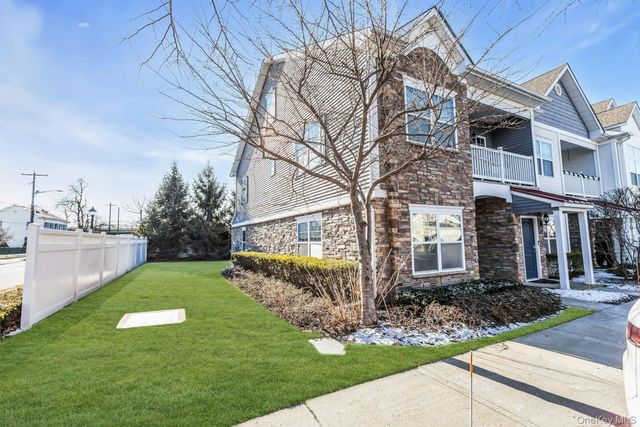 54 Barley Lane, Patchogue, NY 11772