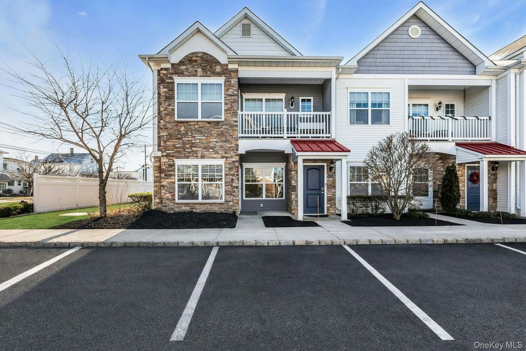 54 Barley Lane, Patchogue, NY 11772