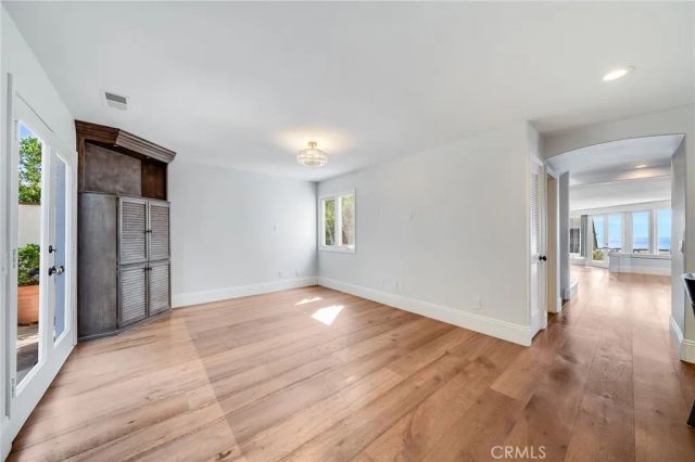 896 Quivera, Laguna Beach, CA 92651