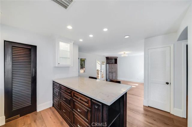 896 Quivera, Laguna Beach, CA 92651
