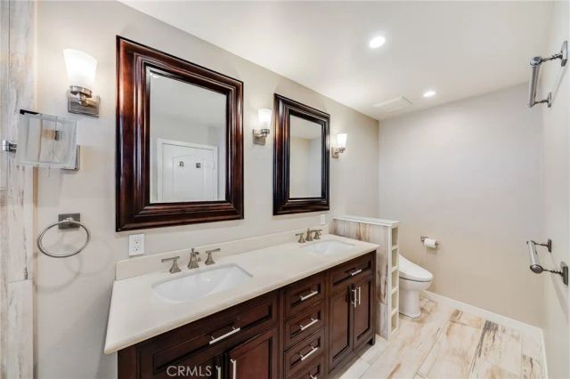896 Quivera, Laguna Beach, CA 92651