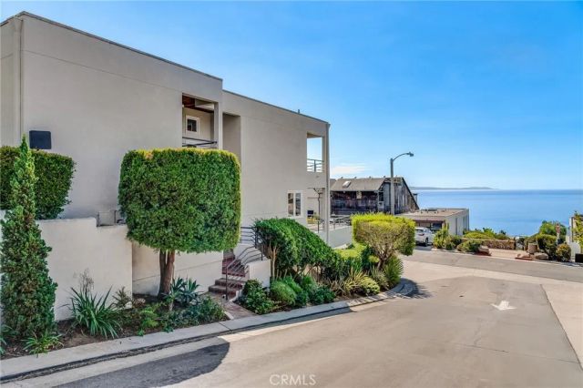 896 Quivera, Laguna Beach, CA 92651