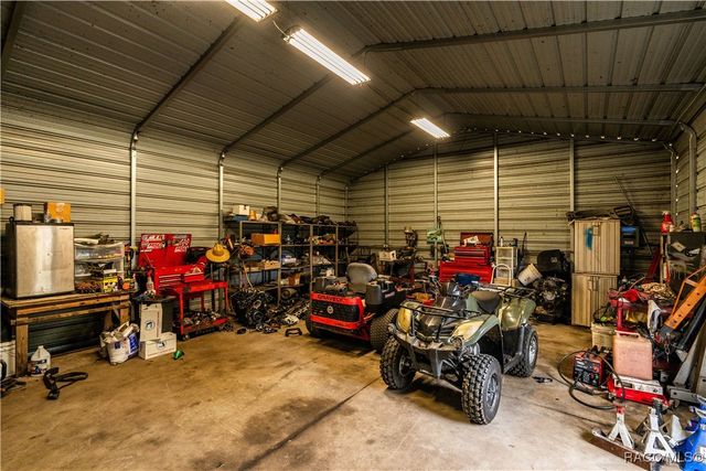 10631 W 40 Highway, Ocala, FL 34482