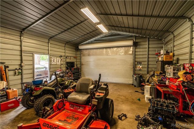 10631 W 40 Highway, Ocala, FL 34482