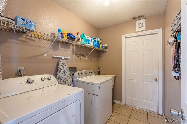 10631 W 40 Highway, Ocala, FL 34482