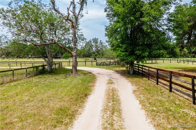 10631 W 40 Highway, Ocala, FL 34482