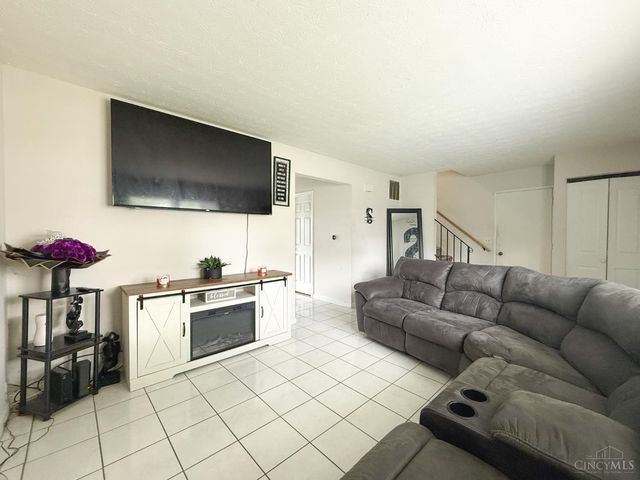 1811 Theresa Court, Middletown, OH 45044