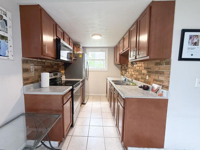 1811 Theresa Court, Middletown, OH 45044