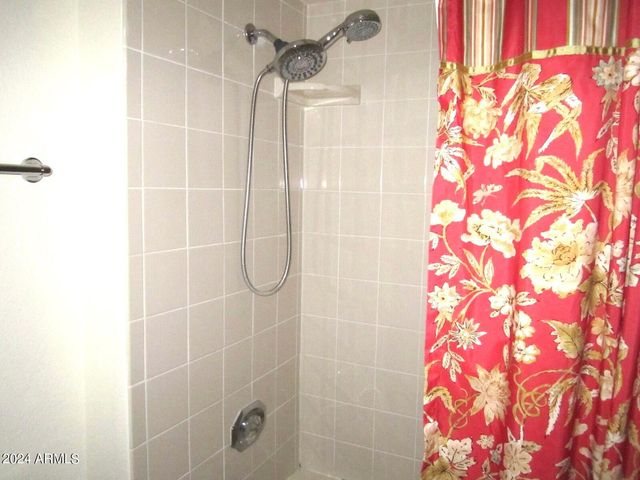 12222 N PARADISE VILLAGE Parkway S 106, Phoenix, AZ 85032