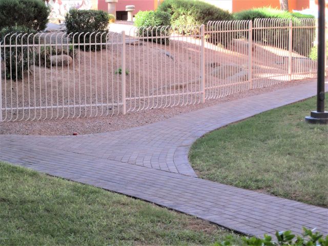 12222 N PARADISE VILLAGE Parkway S 106, Phoenix, AZ 85032