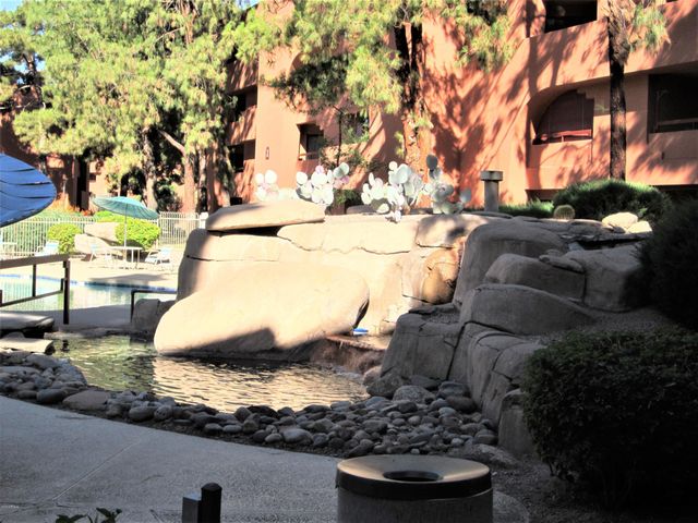 12222 N PARADISE VILLAGE Parkway S 106, Phoenix, AZ 85032