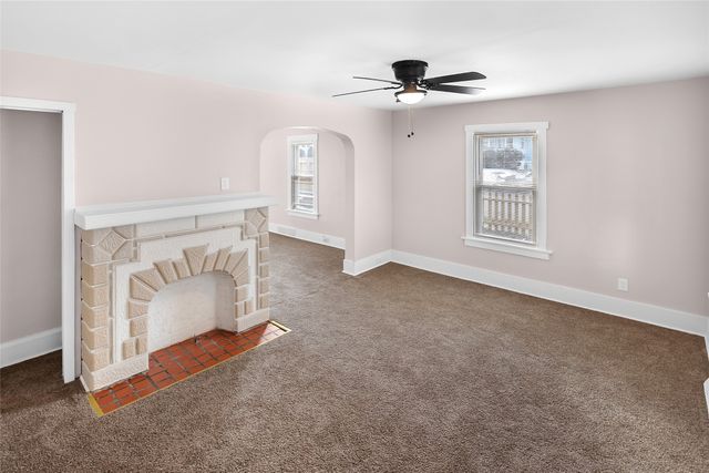 2925 PENNSYLVANIA Avenue, Erie, PA 16504