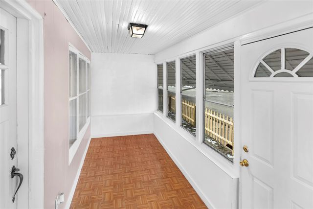 2925 PENNSYLVANIA Avenue, Erie, PA 16504