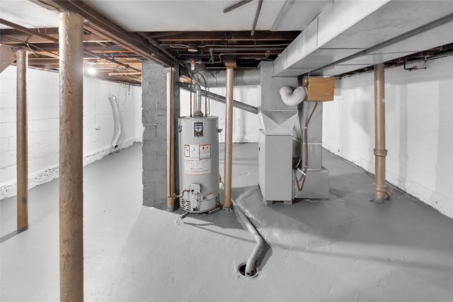 2925 PENNSYLVANIA Avenue, Erie, PA 16504