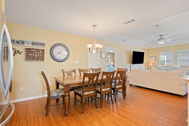 876 Kahla Drive, Crystal Beach, TX 77650