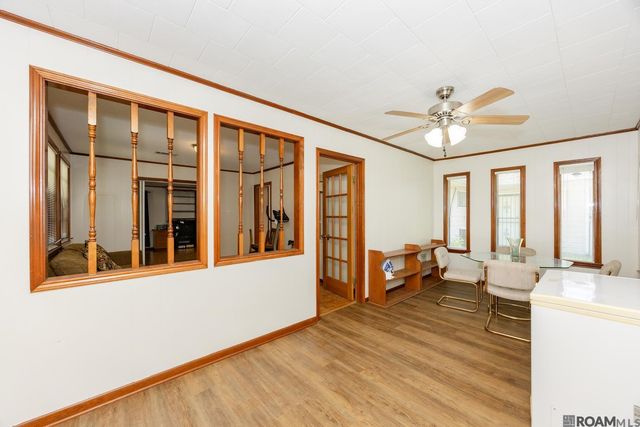 57728 Grove Rd, Plaquemine, LA 70764