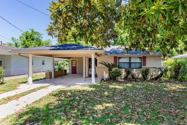 57728 Grove Rd, Plaquemine, LA 70764