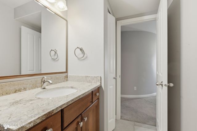 16141 Bridgewood Circle, Anchorage, AK 99516