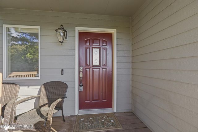 16141 Bridgewood Circle, Anchorage, AK 99516