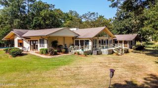 3940 Forest Hill Road, Jackson, MS 39212