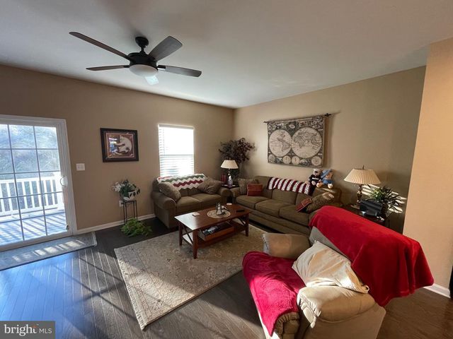 9716 CEDARMASS CIR, Fredericksburg, VA 22408