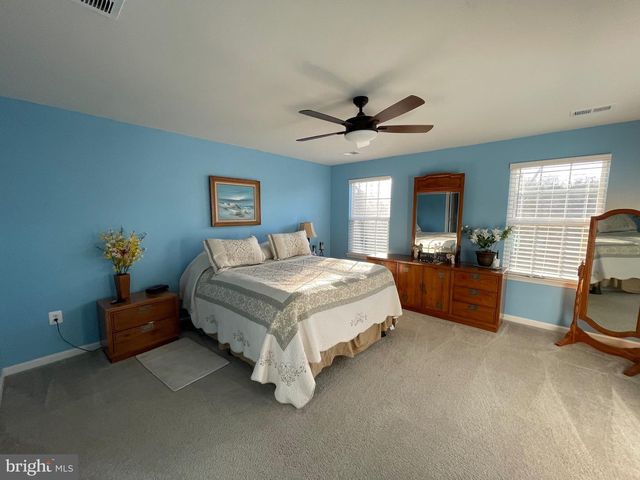 9716 CEDARMASS CIR, Fredericksburg, VA 22408