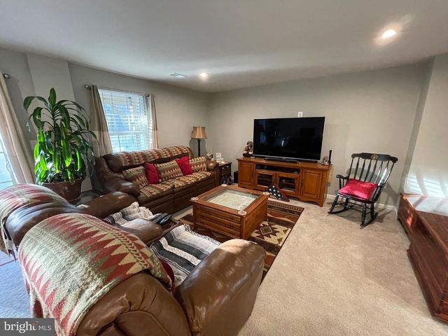 9716 CEDARMASS CIR, Fredericksburg, VA 22408