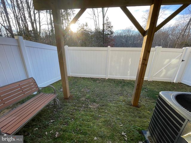 9716 CEDARMASS CIR, Fredericksburg, VA 22408