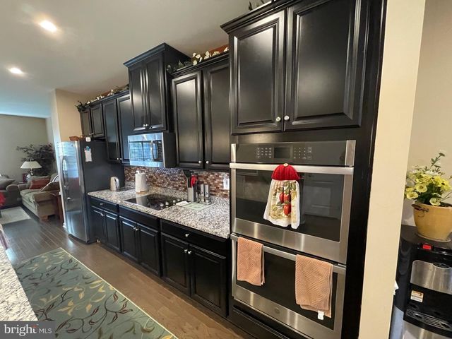 9716 CEDARMASS CIR, Fredericksburg, VA 22408