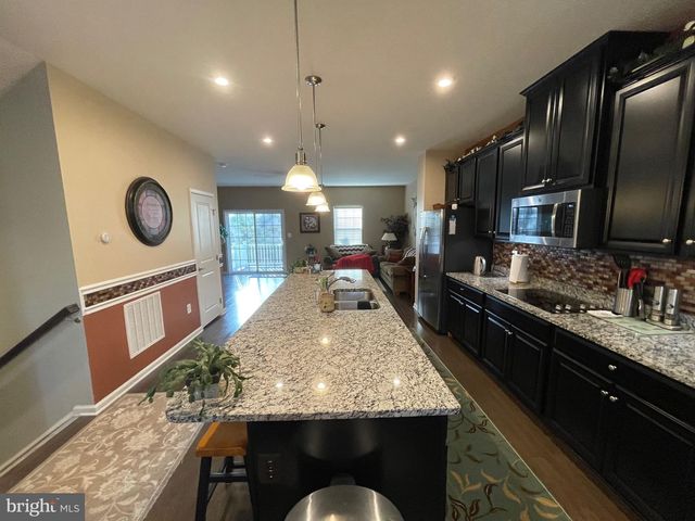 9716 CEDARMASS CIR, Fredericksburg, VA 22408