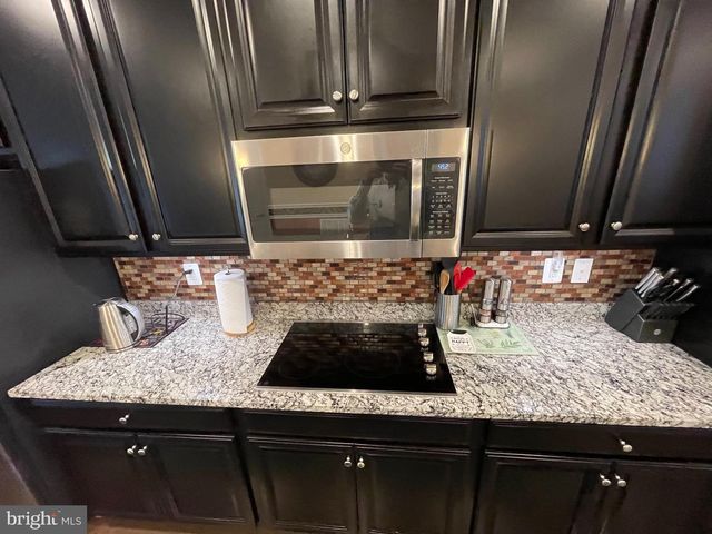 9716 CEDARMASS CIR, Fredericksburg, VA 22408