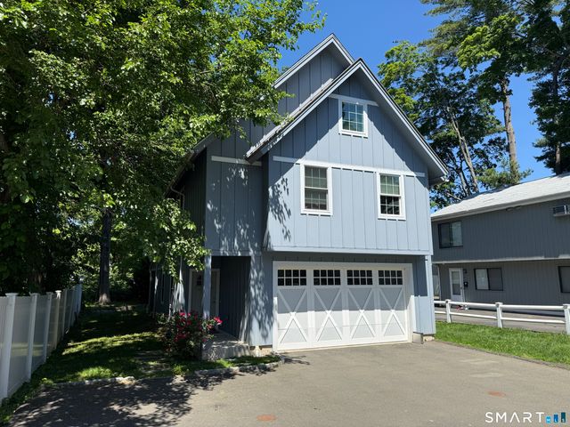 17 Oenoke Place REAR Home, Stamford, CT 06907