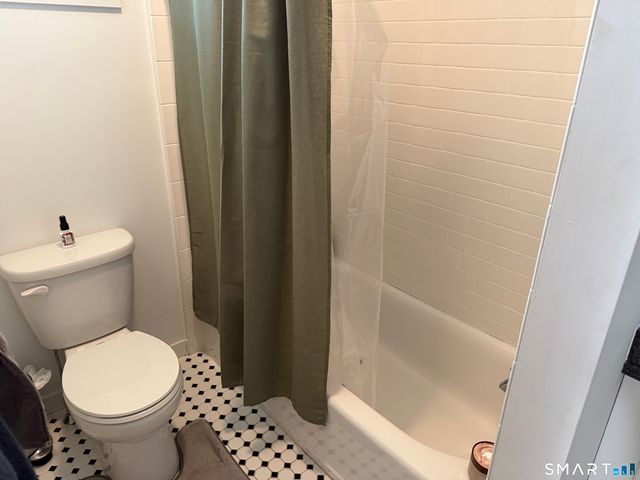 17 Oenoke Place REAR Home, Stamford, CT 06907