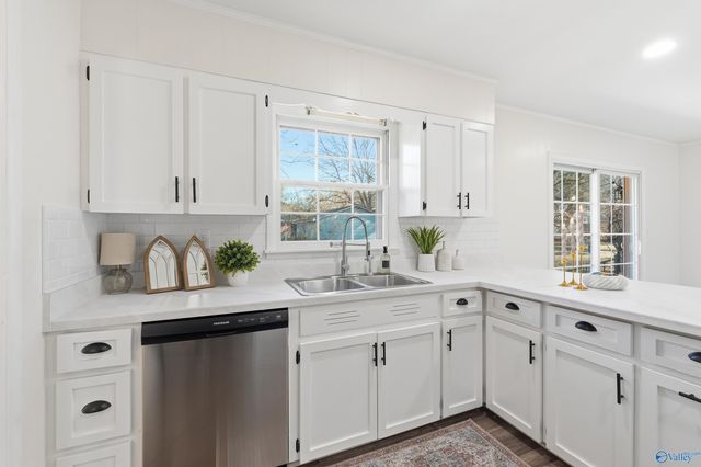 3504 Cable Street NW, Huntsville, AL 35810