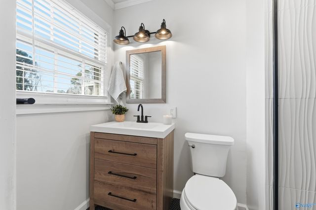 3504 Cable Street NW, Huntsville, AL 35810